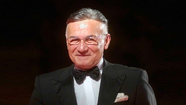 ديانة عزت ابوعوف